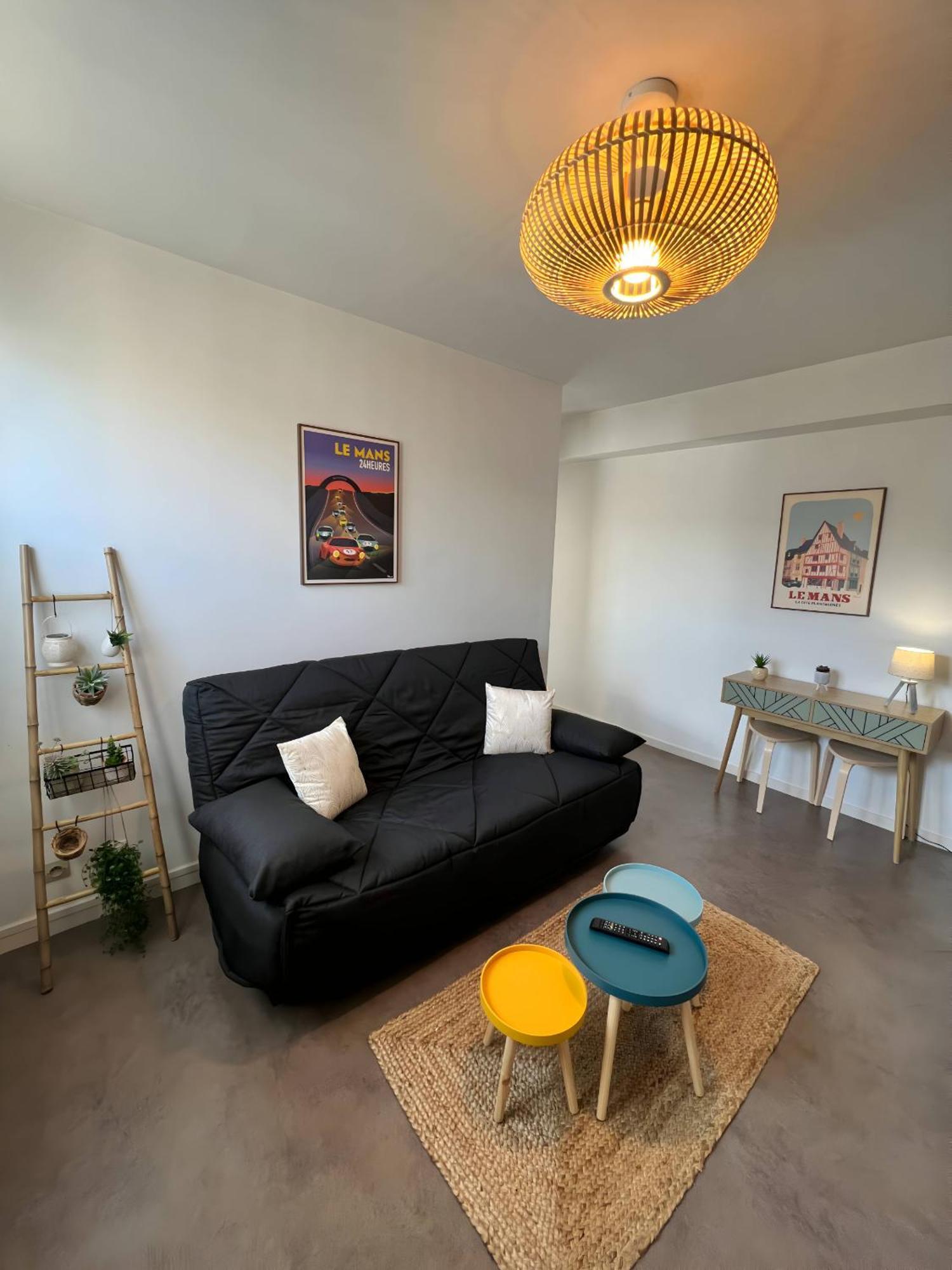 L'Univers - Wifi - Tram - Reve Au Mans Apartment Льо Ман Екстериор снимка