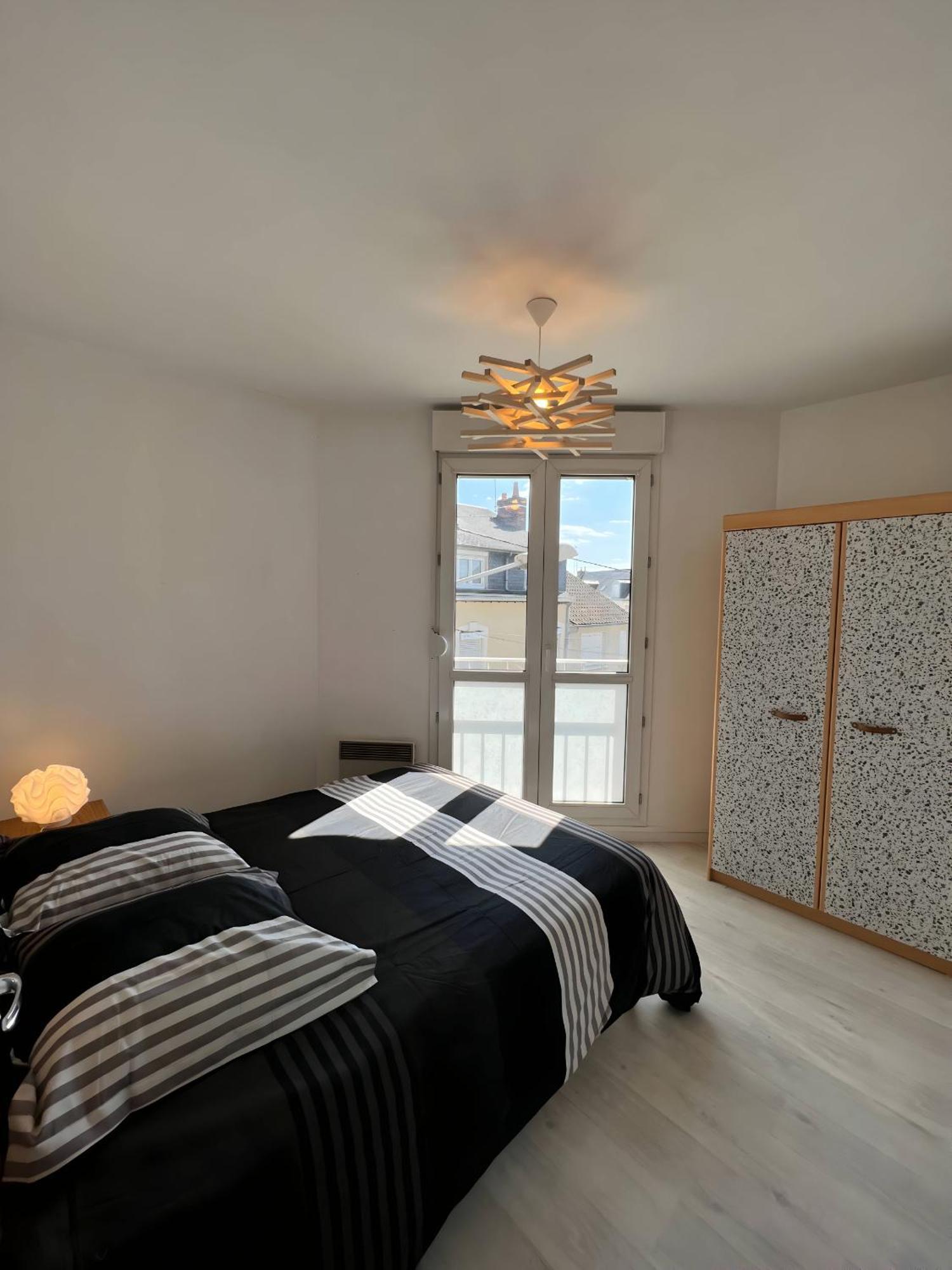 L'Univers - Wifi - Tram - Reve Au Mans Apartment Льо Ман Екстериор снимка